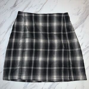 Brandy Melville Black Tartan Mini Skirt